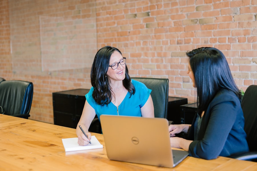 One-on-one mock interview coaching session